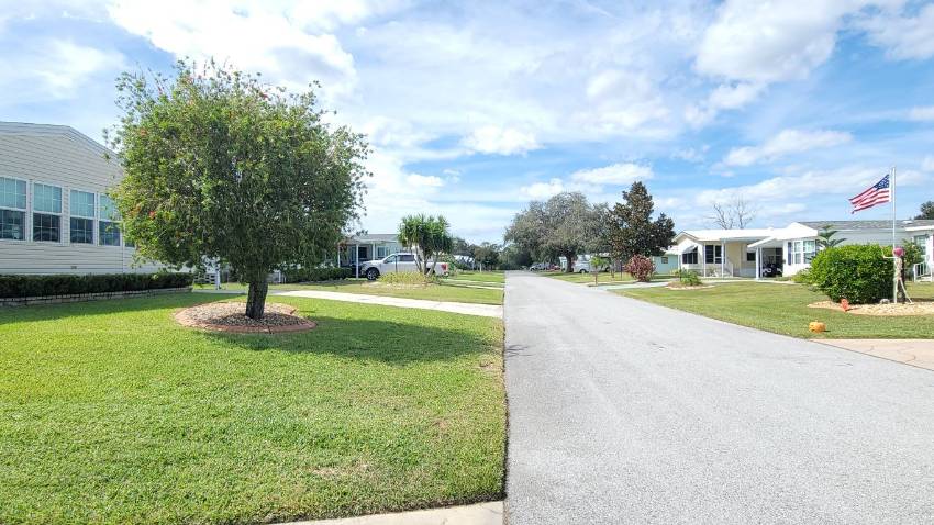 423 Caymen Drive a Lake Wales, FL Mobile or Manufactured Home for Sale